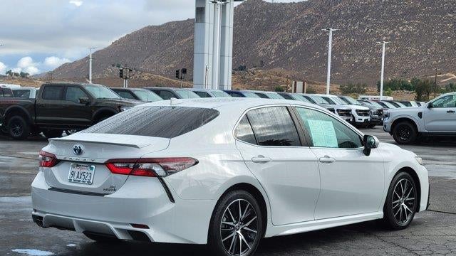 2024 Toyota Camry Hybrid SE