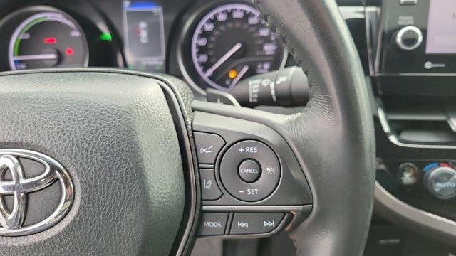 2024 Toyota Camry Hybrid SE