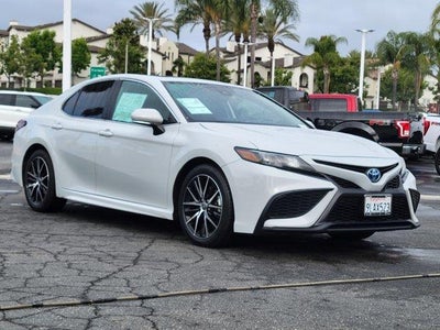 2024 Toyota Camry Hybrid SE 4DR Sedan