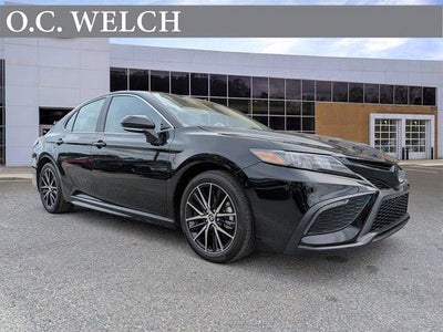 2024 Toyota Camry SE 4DR Sedan