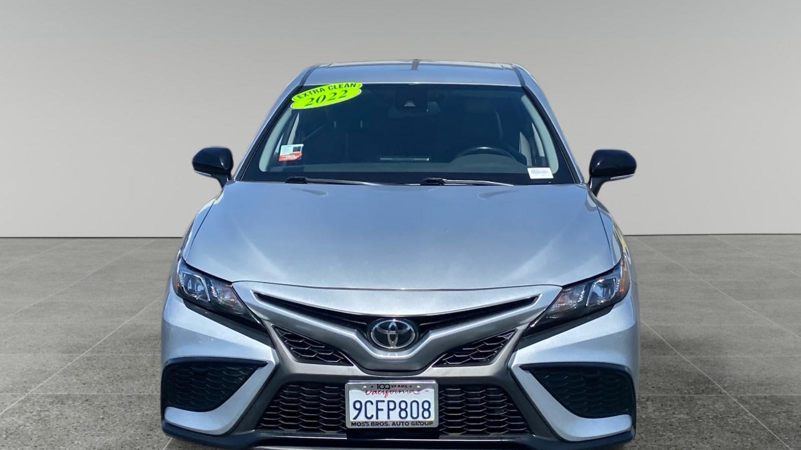 2022 Toyota Camry SE