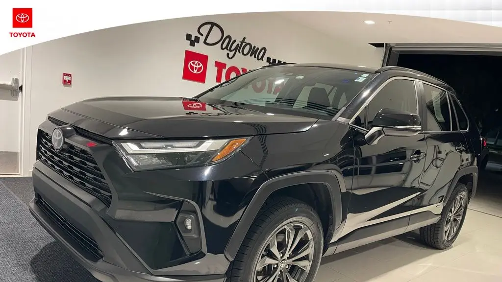 2023 Toyota RAV4 Hybrid XLE Premium