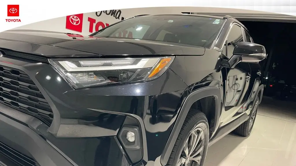 2023 Toyota RAV4 Hybrid XLE Premium