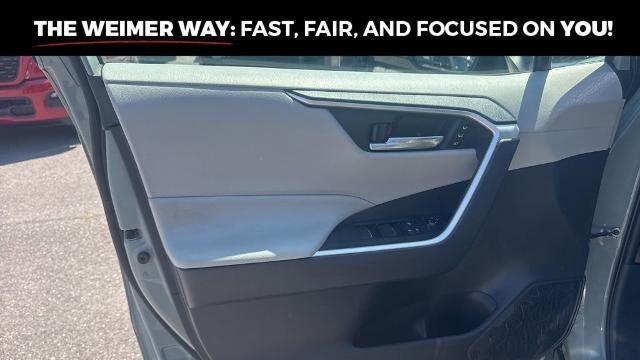 2021 Toyota RAV4 Hybrid XLE Premium