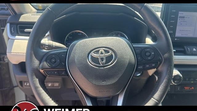 2021 Toyota RAV4 Hybrid XLE Premium