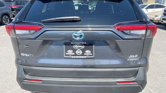2022 Toyota RAV4 Hybrid XLE Premium