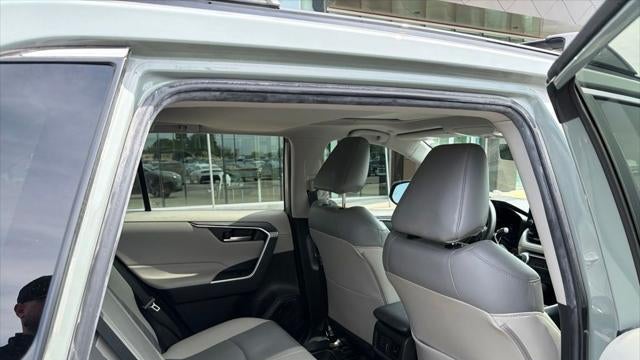 2023 Toyota RAV4 Hybrid XLE Premium