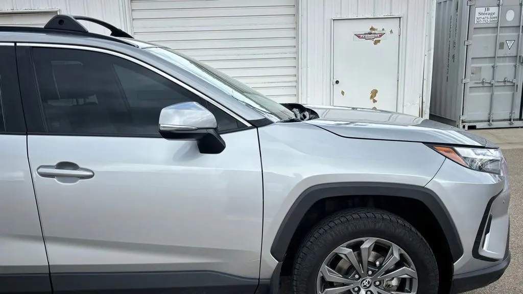 2023 Toyota RAV4 Hybrid XLE Premium