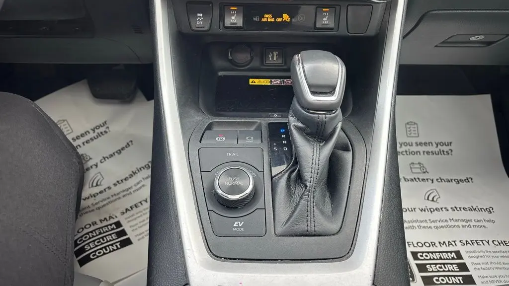2023 Toyota RAV4 Hybrid XLE Premium