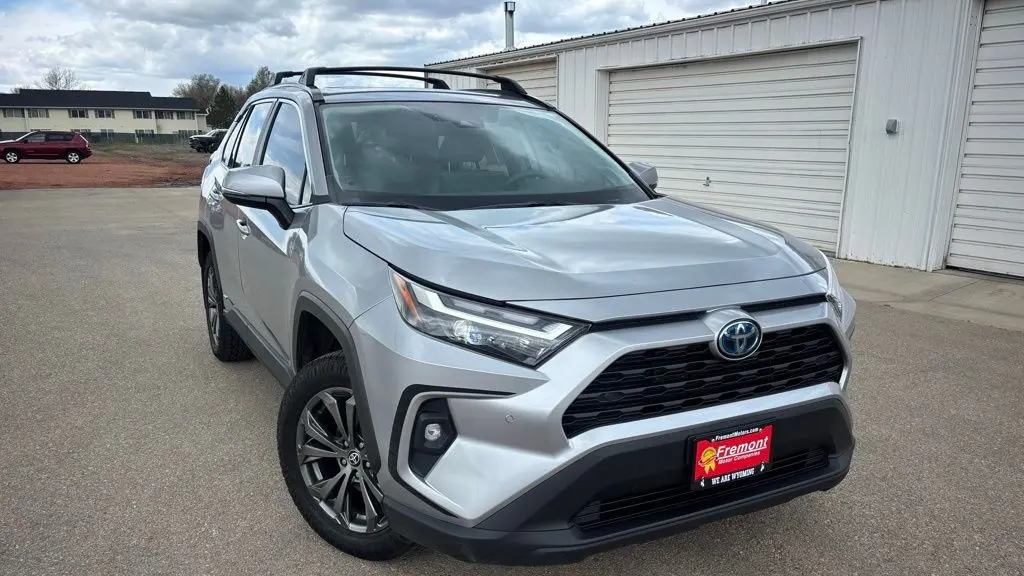 2023 Toyota RAV4 Hybrid XLE Premium