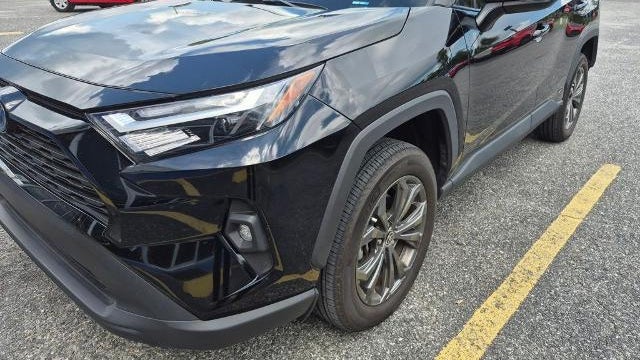 2023 Toyota RAV4 Hybrid XLE Premium