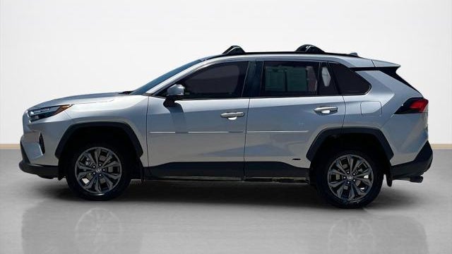 2024 Toyota RAV4 Hybrid XLE Premium