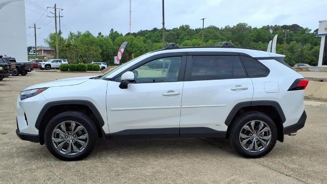 2024 Toyota RAV4 Hybrid XLE Premium
