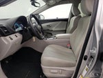 2015 Venza Thumbnail 11