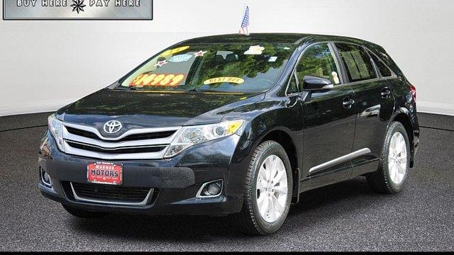 Preowned 2014 Toyota Venza LE for Sale