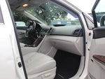 2012 Venza Thumbnail 23