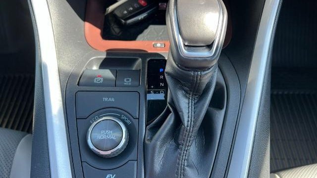2025 Toyota RAV4 Hybrid Limited