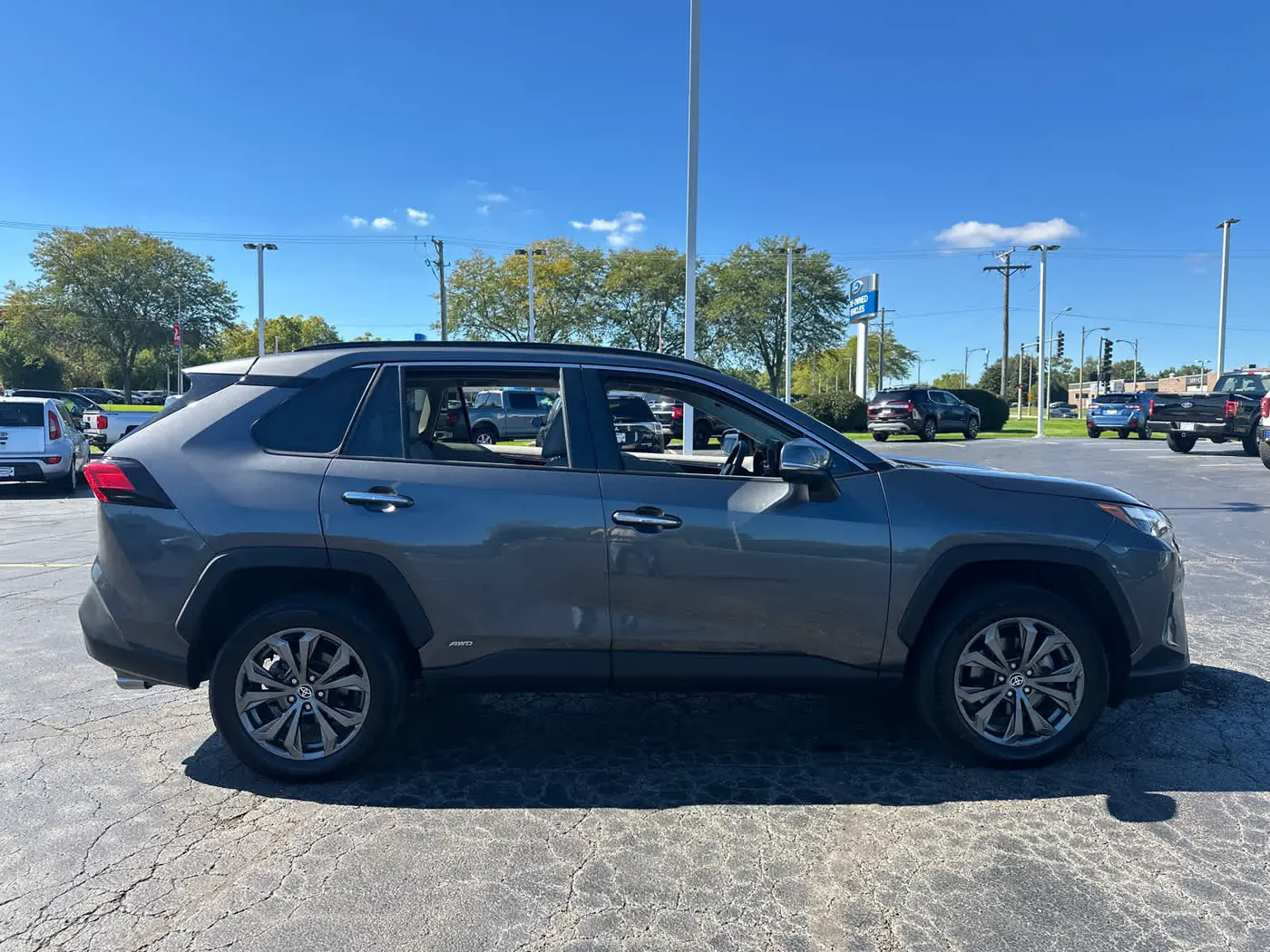 2023 Toyota RAV4 - $30,979