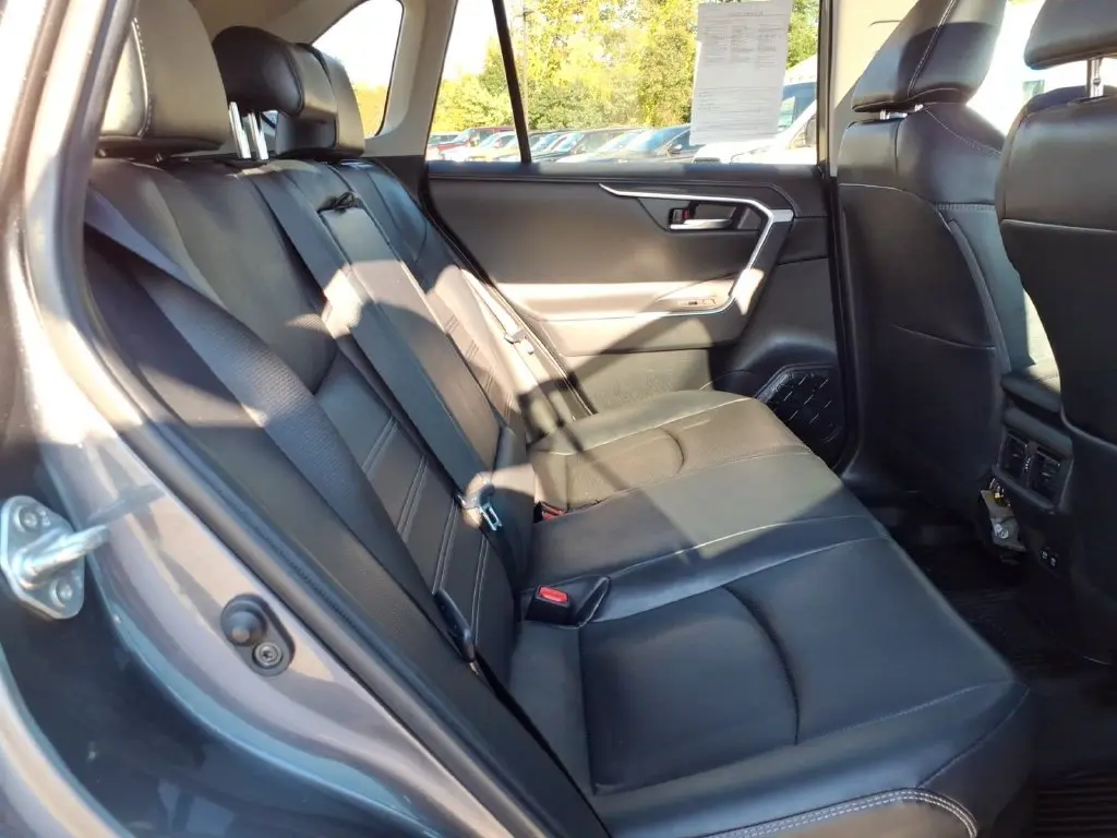 2021 Toyota RAV4 - $33,645