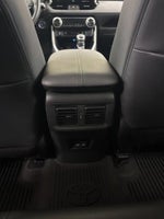 2022 RAV4 Hybrid Thumbnail 23