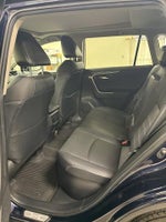 2022 RAV4 Hybrid Thumbnail 25