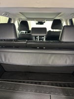 2022 RAV4 Hybrid Thumbnail 31