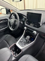 2022 RAV4 Hybrid Thumbnail 35