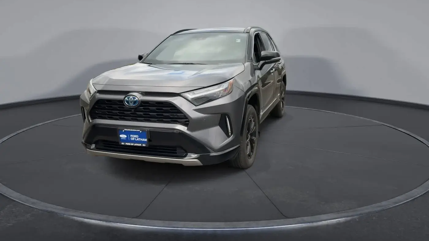 2024 Toyota RAV4 Hybrid XSE