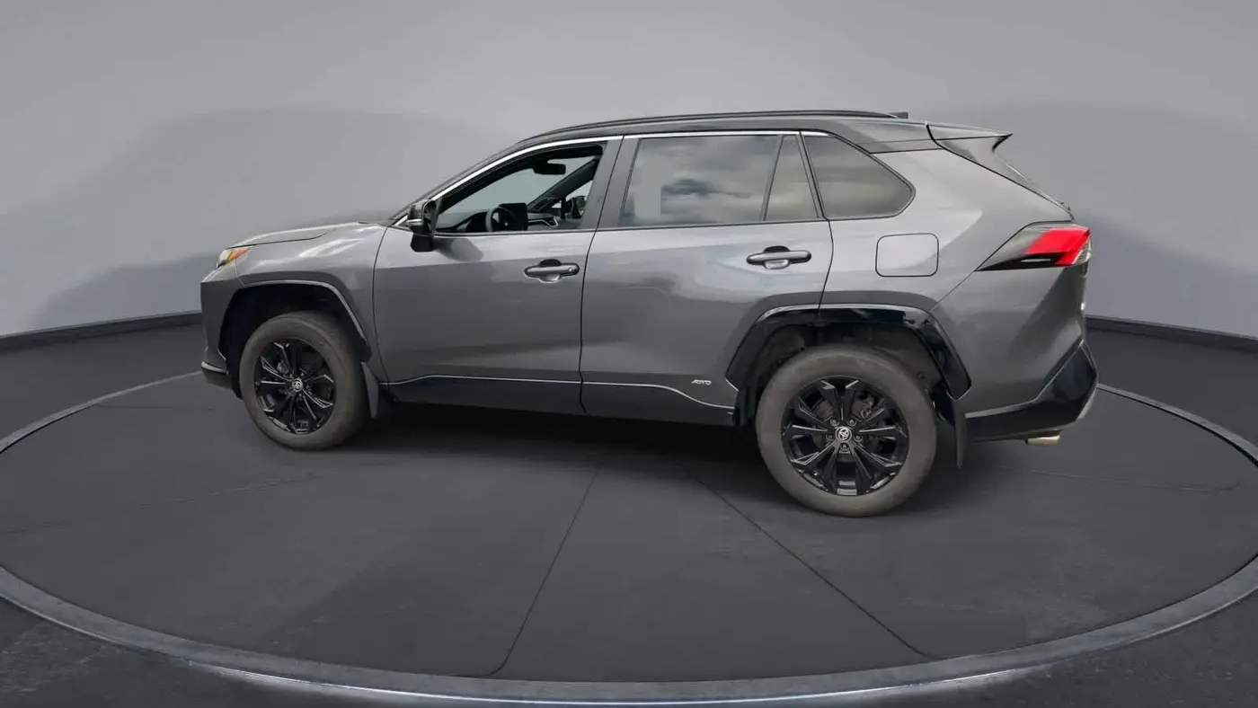 2024 Toyota RAV4 Hybrid XSE