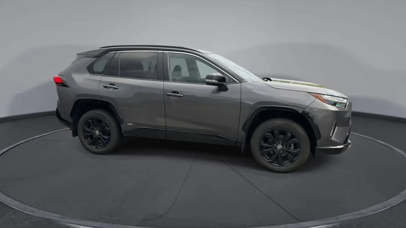 2024 Toyota RAV4 Hybrid XSE