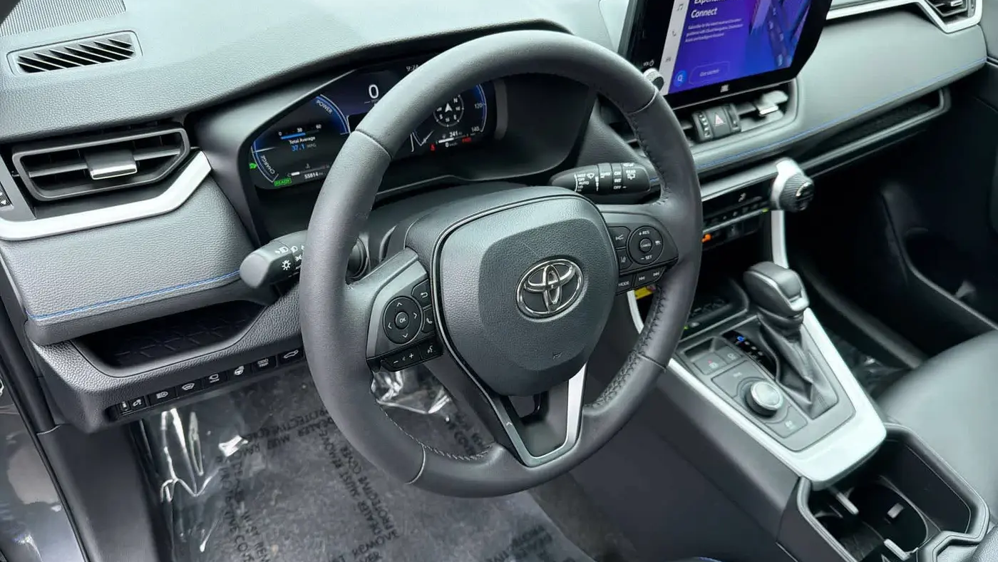 2024 Toyota RAV4 Hybrid XSE