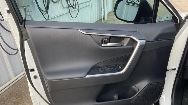 2025 Toyota RAV4 Hybrid XSE