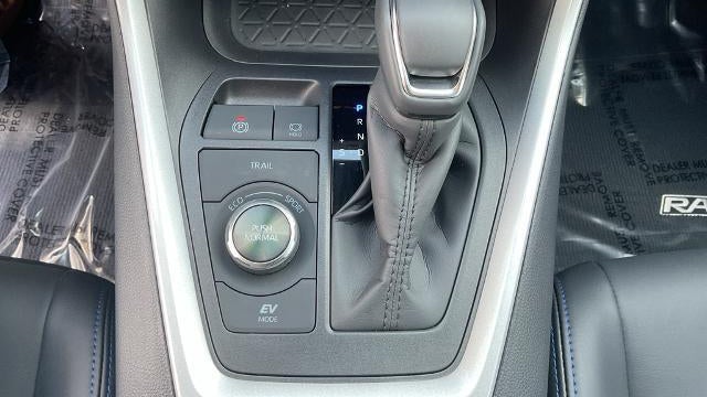 2025 Toyota RAV4 Hybrid XSE
