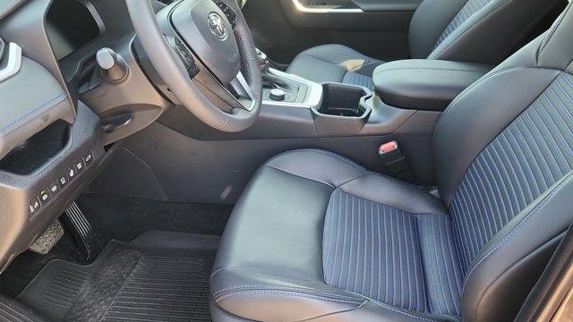 2025 Toyota RAV4 Hybrid XSE