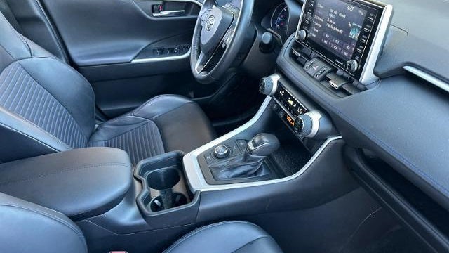 2021 Toyota RAV4 Hybrid XSE