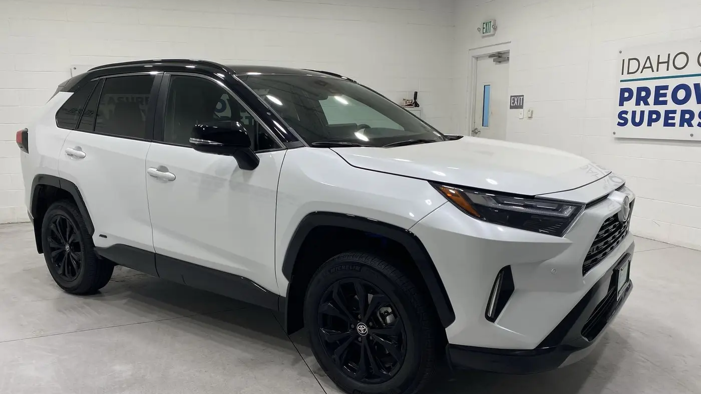 2025 Toyota RAV4 Hybrid XSE