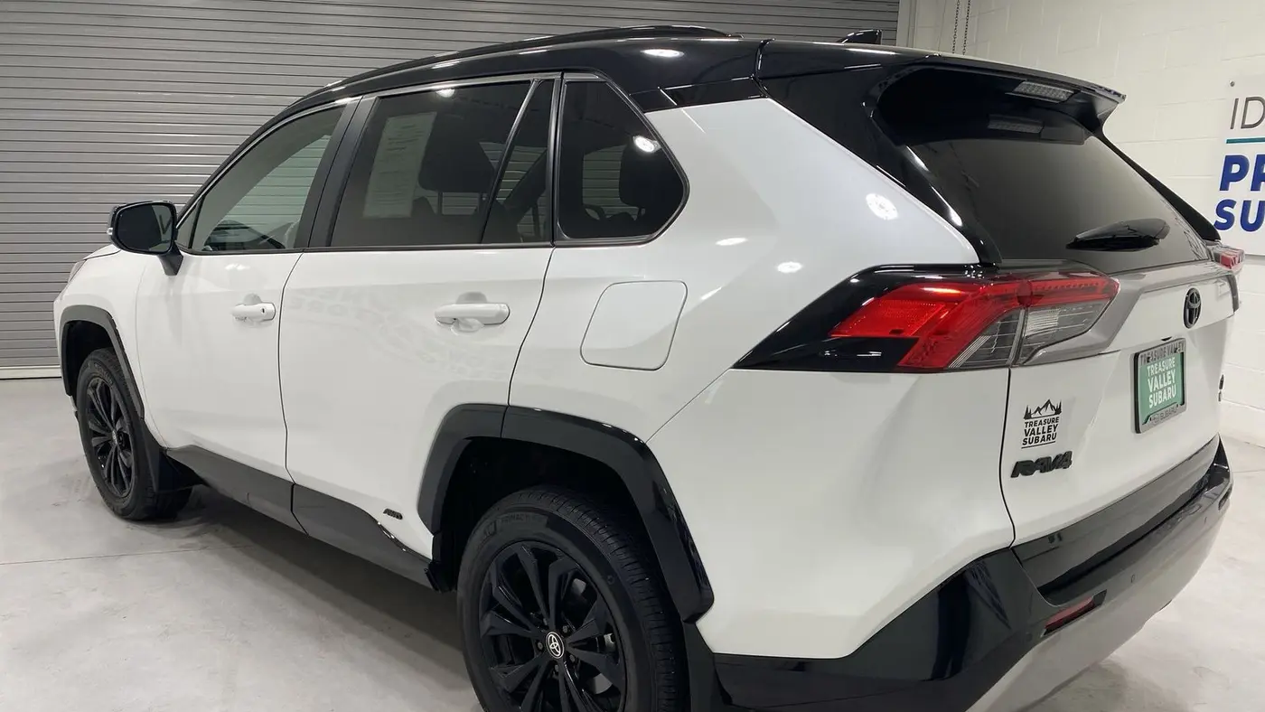 2025 Toyota RAV4 Hybrid XSE