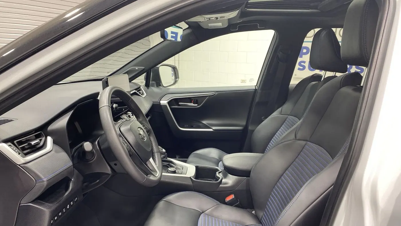 2025 Toyota RAV4 Hybrid XSE