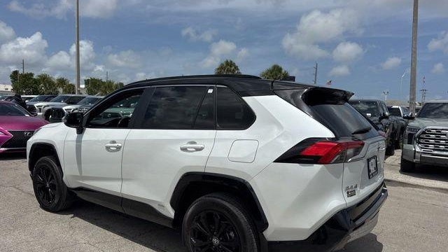 2024 Toyota RAV4 Hybrid XSE