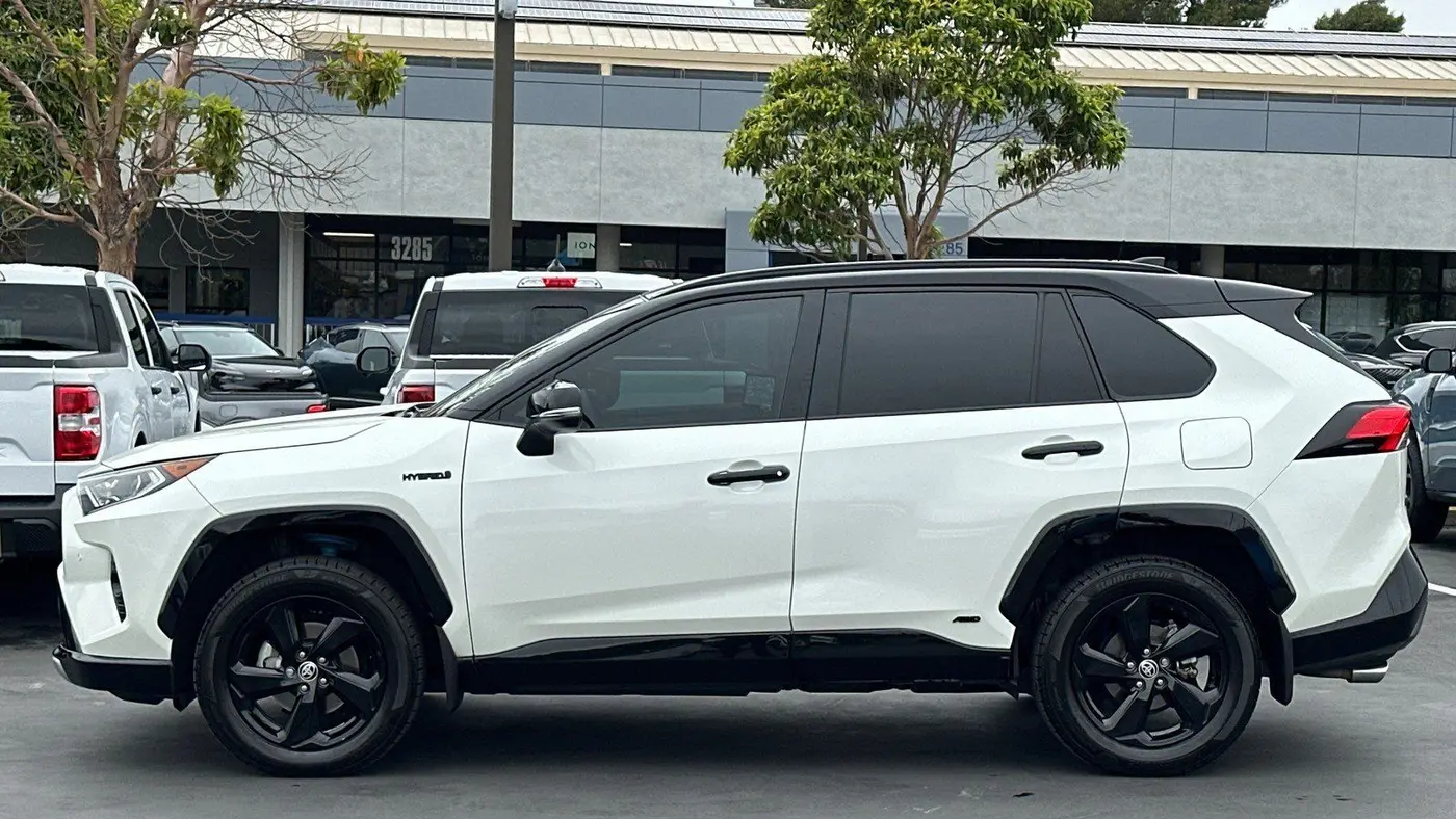2021 Toyota RAV4 Hybrid XSE