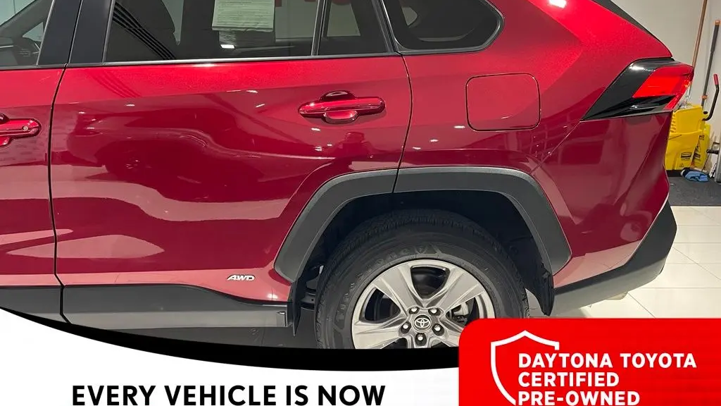 2024 Toyota RAV4 Hybrid LE