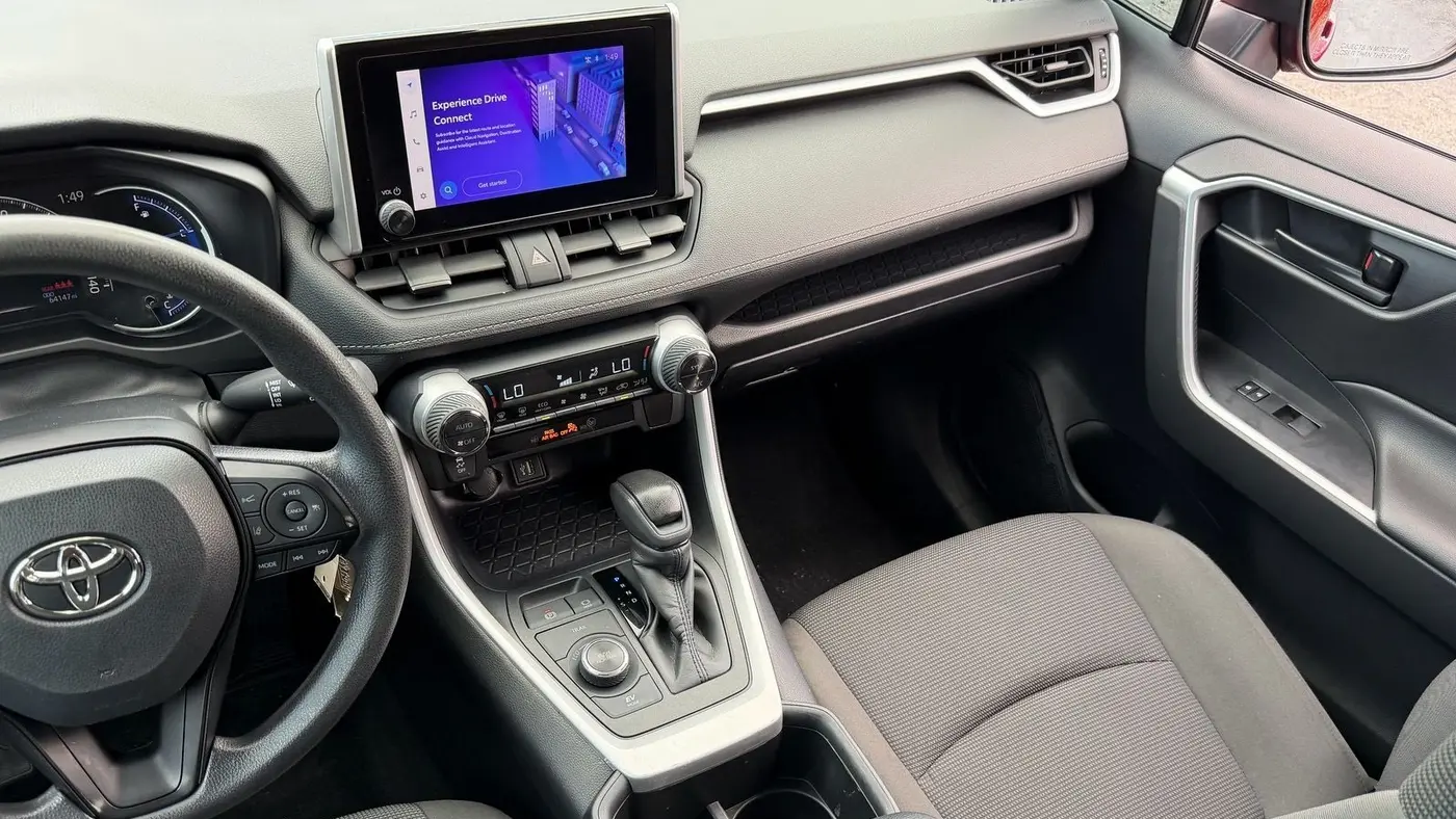 2024 Toyota RAV4 Hybrid LE