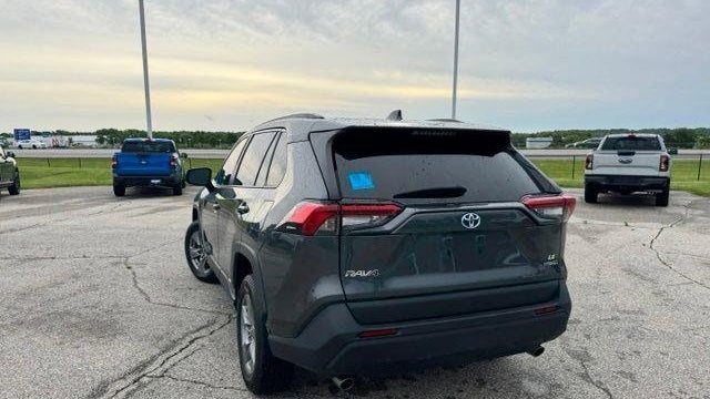 2023 Toyota RAV4 Hybrid LE