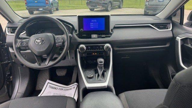 2023 Toyota RAV4 Hybrid LE