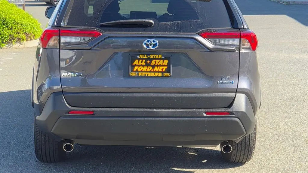 2022 Toyota RAV4 Hybrid LE