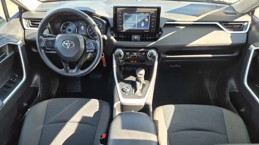 2022 Toyota RAV4 Hybrid LE