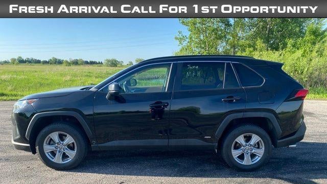 2022 Toyota RAV4 Hybrid LE