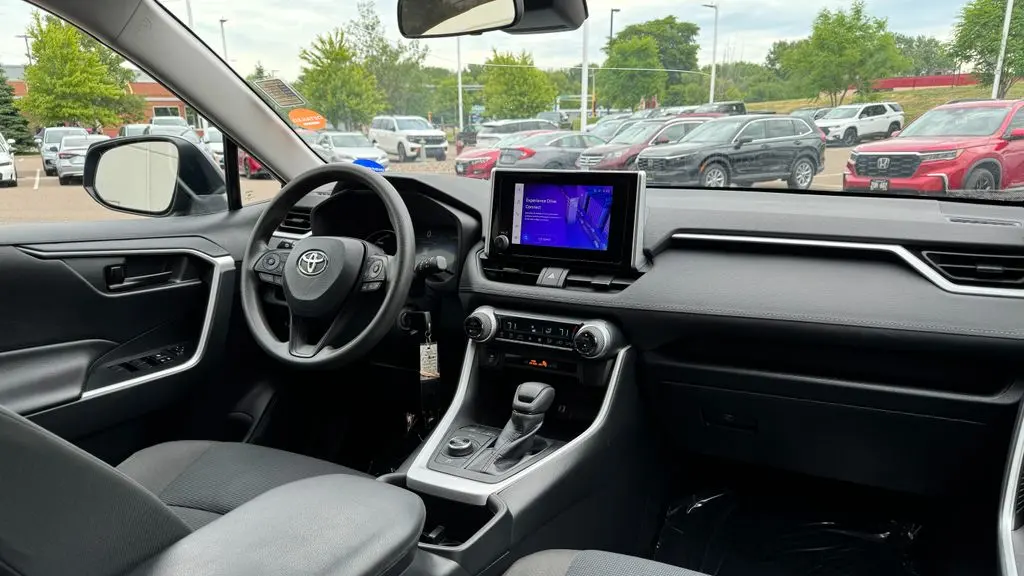 2023 Toyota RAV4 Hybrid LE