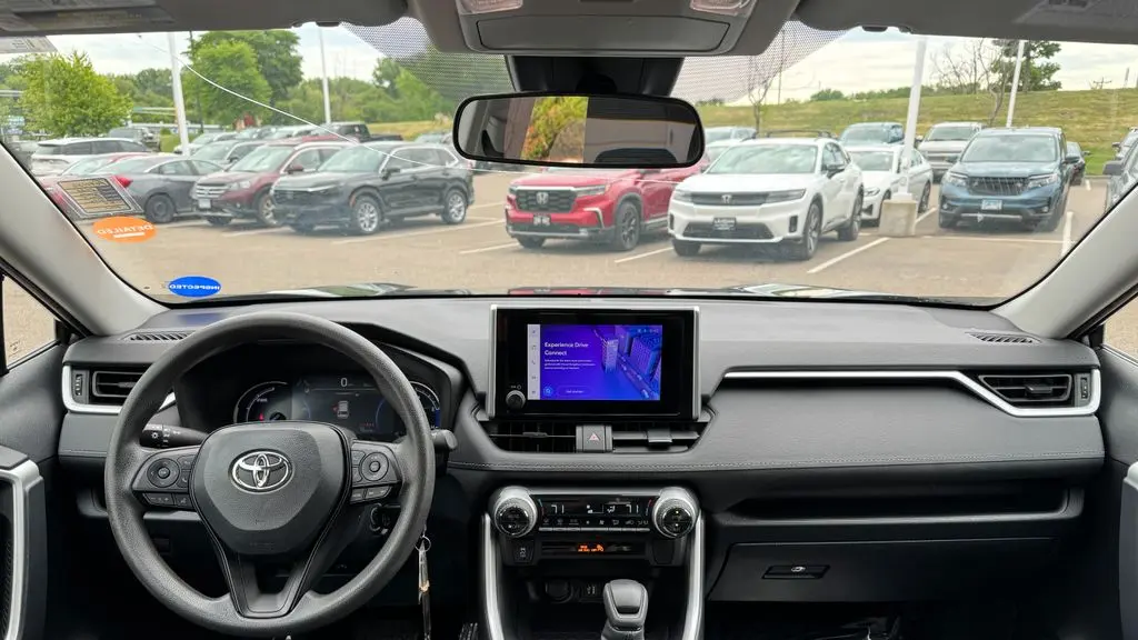 2023 Toyota RAV4 Hybrid LE