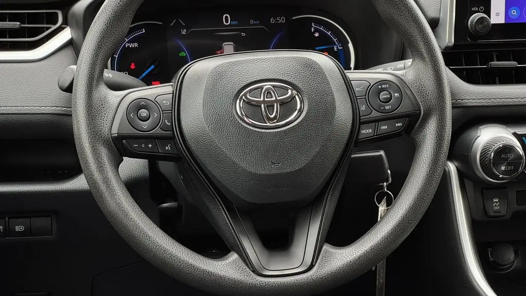 2023 Toyota RAV4 Hybrid LE
